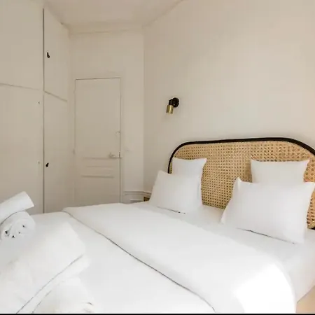 Luxury Suites Tour Eiffel View *