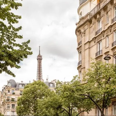 Bed & Breakfast Luxury Suites Tour Eiffel View Paris